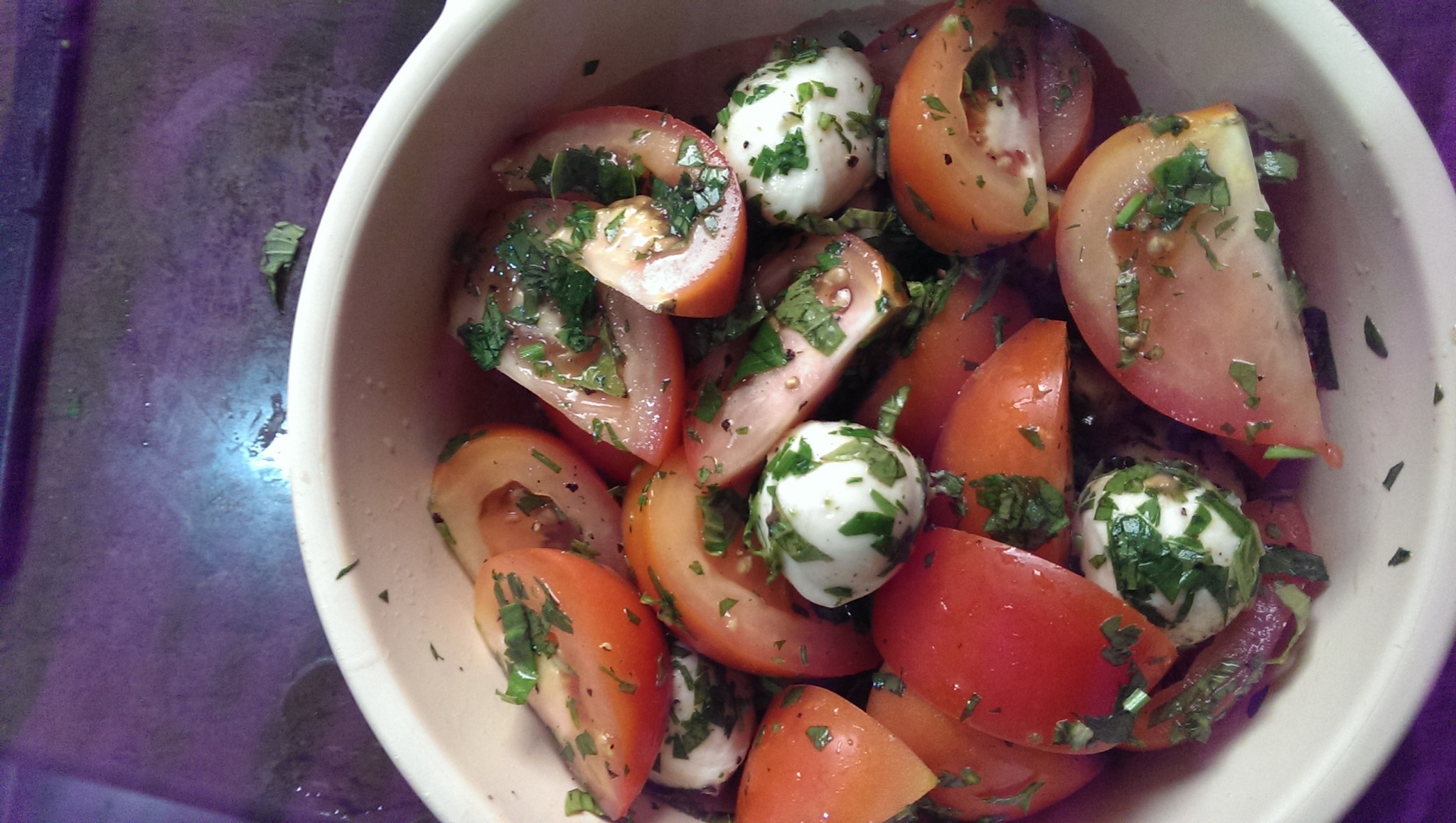 Weekend Cooking: Caprese Salad