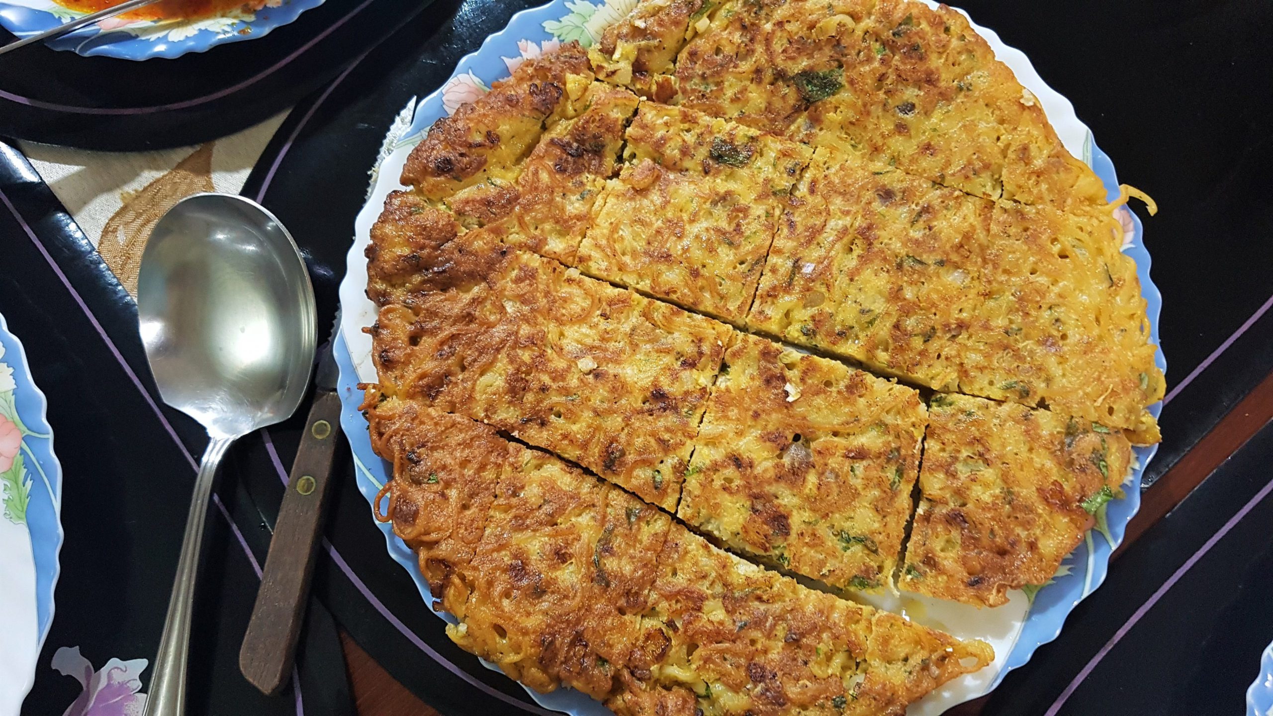 Ramadan Cooking: Murtabak Maggi